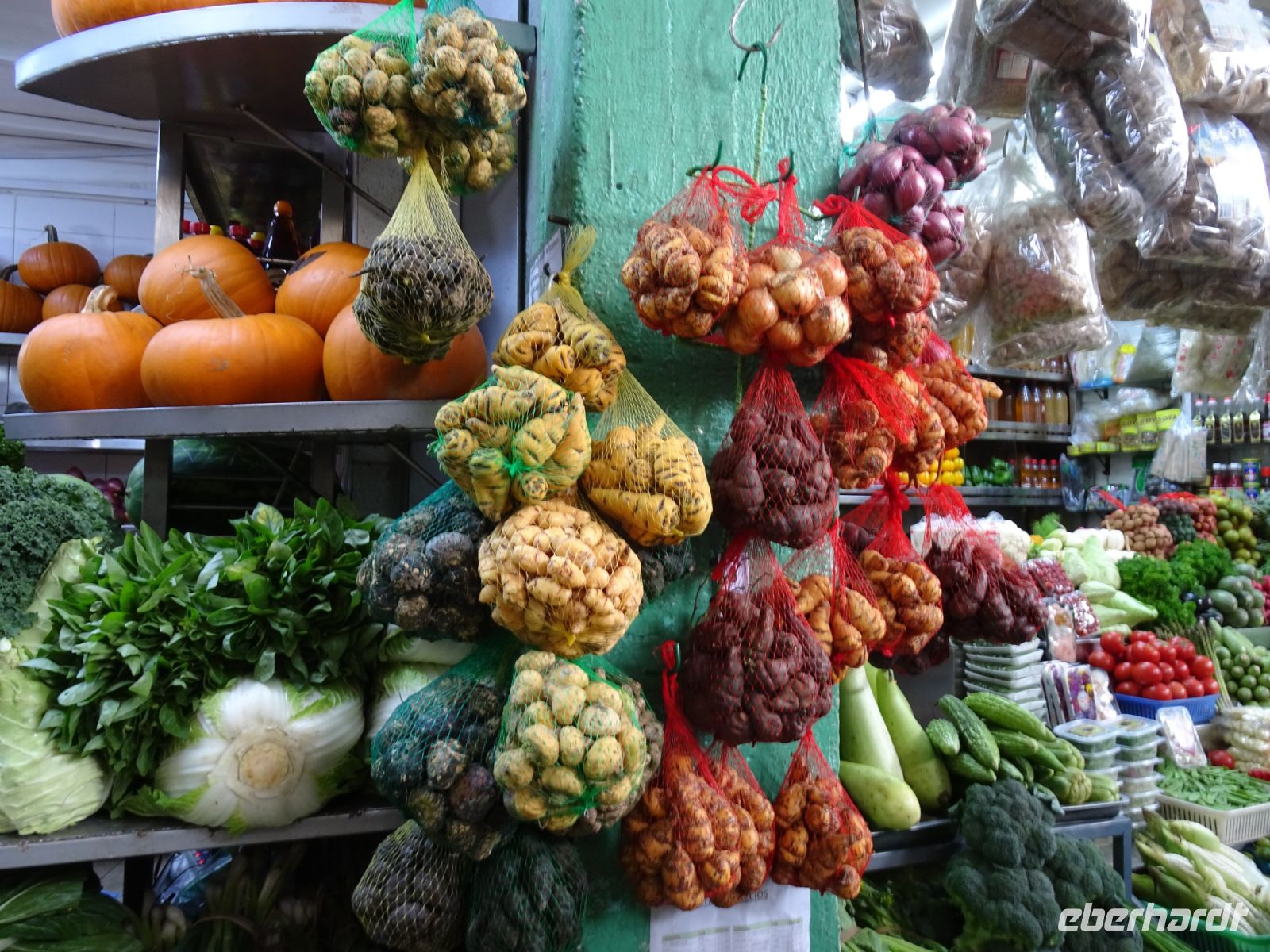 Peru- Lima - Markt  - diverse Kartoffelsorten