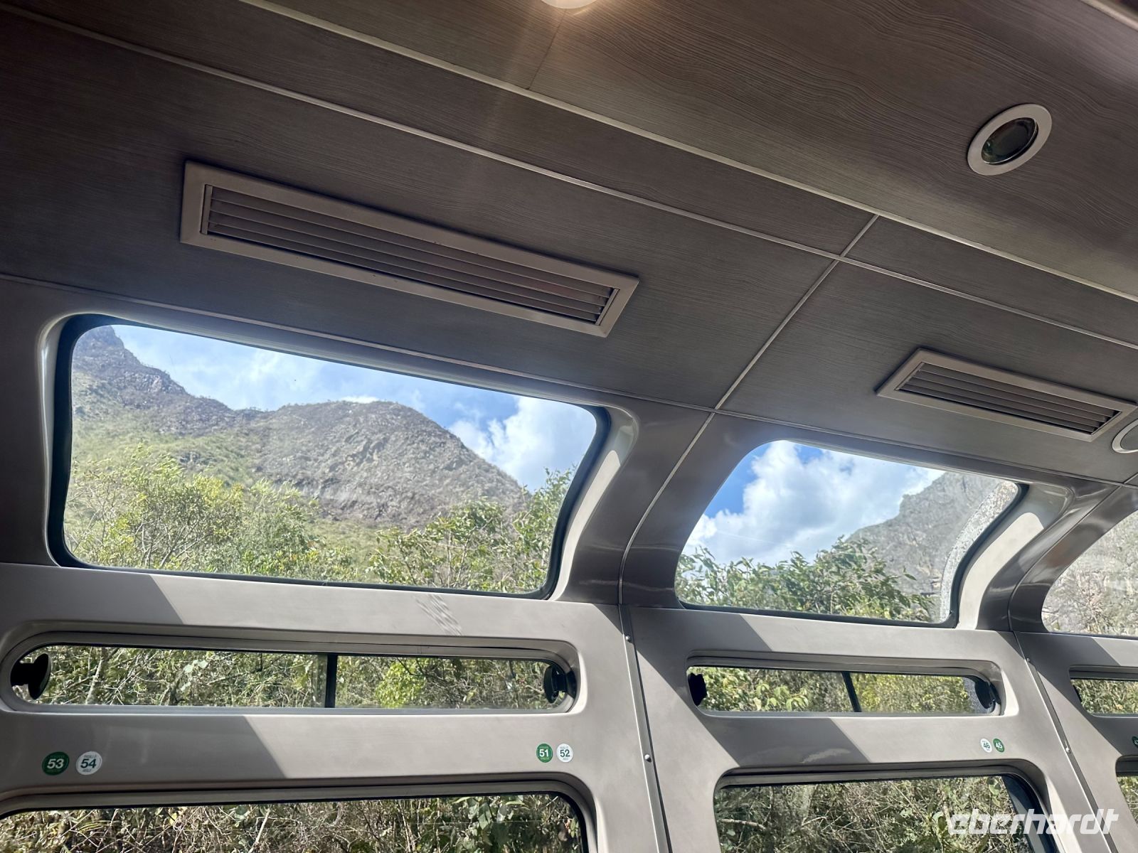 Peru - in der Bahn von Machu Picchu nach Ollantaytambo