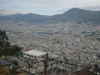 Blick auf die Metropole Quito