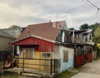 In Puerto Montt, alte Haeuser in Dorf Puerto Varras