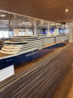 Unsere Oosterdam aus Lego geschaffen