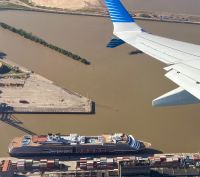 Flug nach Iguazu, unsere Oosterdam von oben