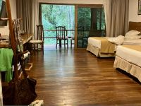 Riesen Zimmer im Dschungel