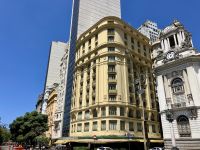 Alt und Neu auch in dieser Stadt vereint