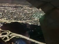 Im Flugzeug nach Paris