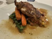 Hauptgericht: Brathuhn im Knoblauch-Kräutermantel