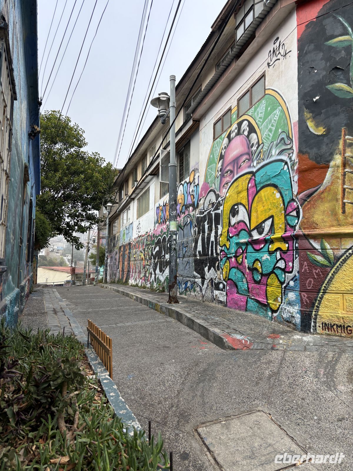 Bunte Straßen in Valparaiso_2 &ndash; &copy;  (Eberhardt TRAVEL)