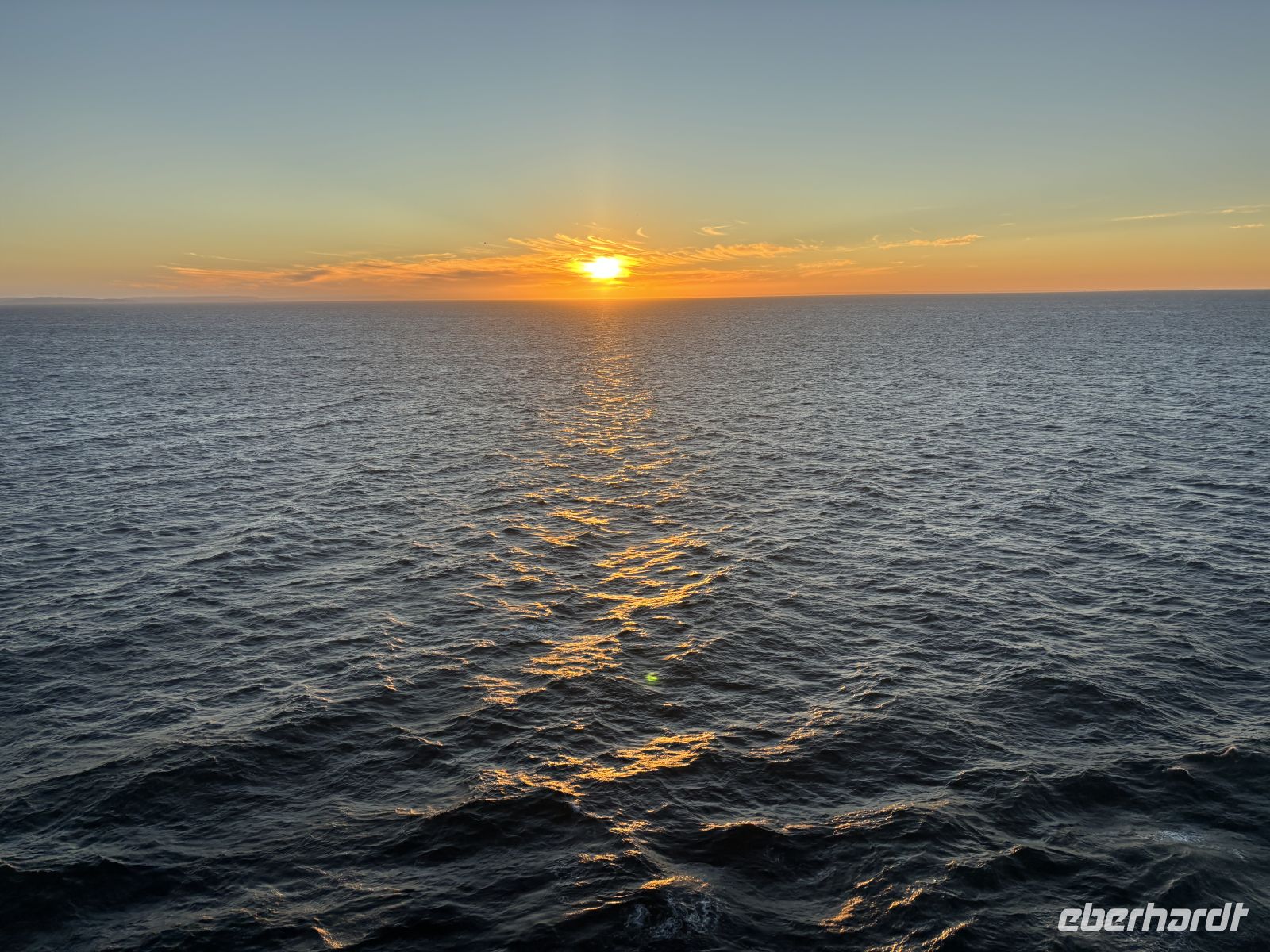 Sonnenuntergang auf See &ndash; &copy;  (Eberhardt TRAVEL)