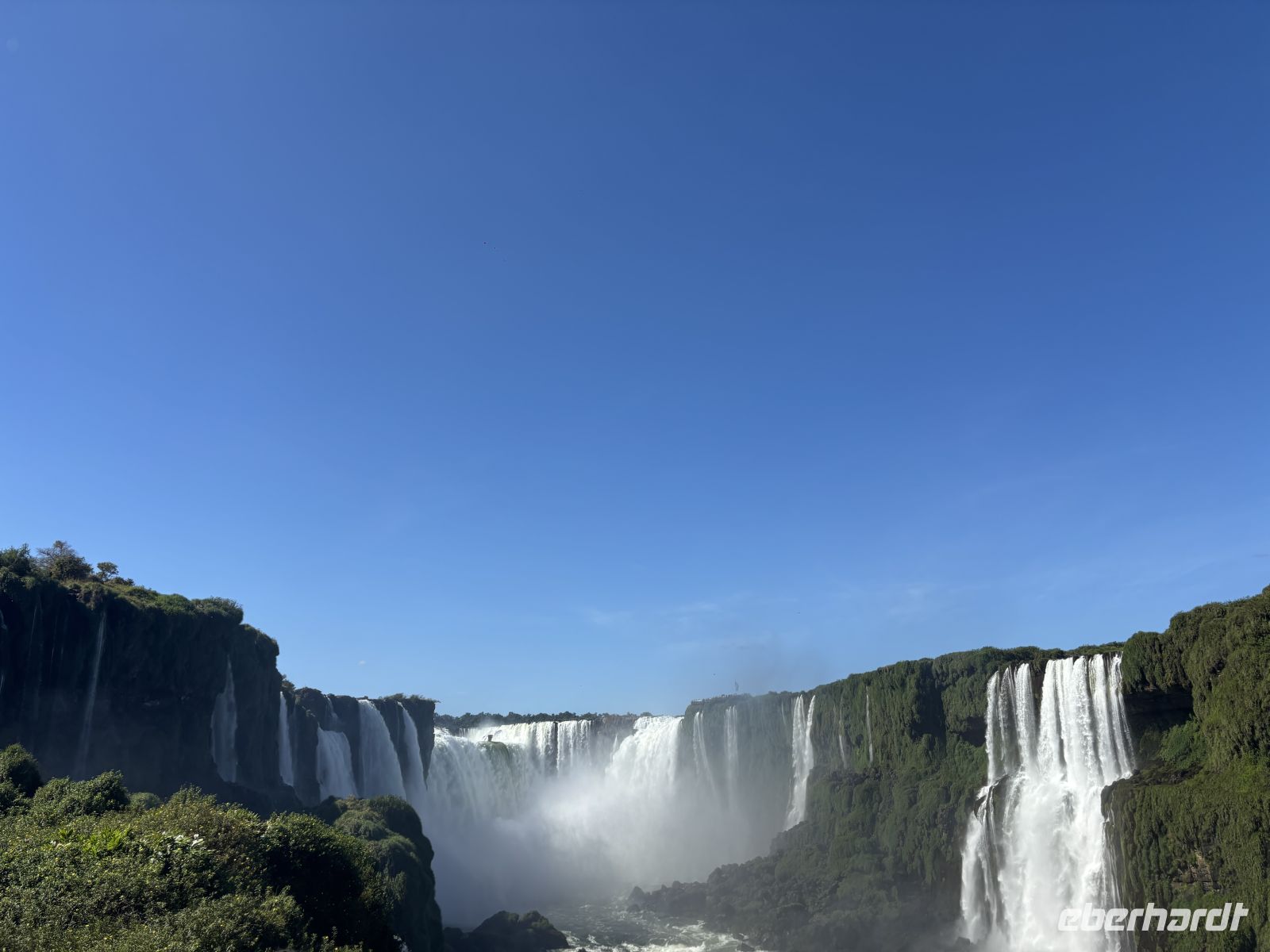 Argentinische Wasserfälle von der brasilianischen Seite &ndash; &copy;  (Eberhardt TRAVEL)