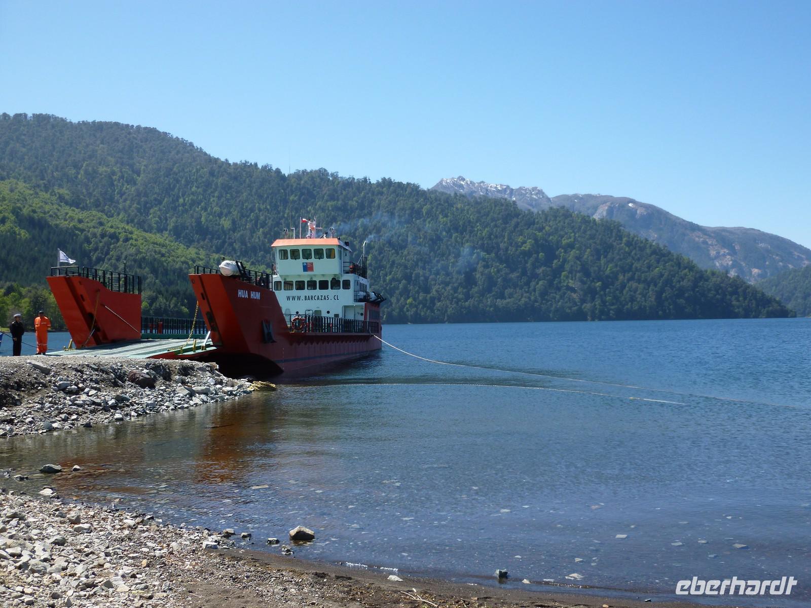 Fähre über den Pirihueico-See