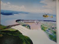 Fotografie des Staudamms Itaipu