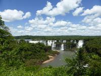 Brasilien/ Nationalpark Iguacu - Blick auf die argentinischen Wasserfälle 