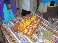 ...dazu einen kleinen Snack und einen Pisco Sour