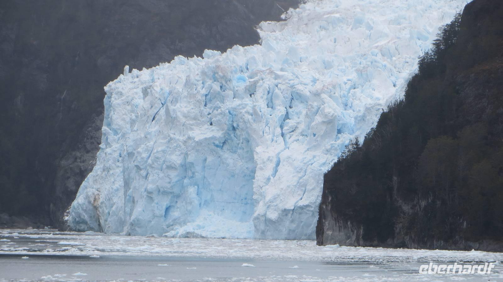 Agostini Fjord mit Gletscher Sorpresa