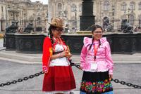 Damen in Tracht