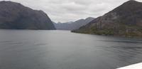 Fahrt durch die chilenische Fjord-Landschaft mit der Norwegian Sun