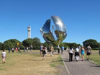 Floralis Generica