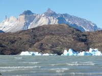 Lago Grey