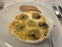 Vorspeise: Schnecken in Kräuterbutter