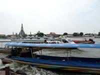 25.01.2016: Bangkok - am Chao Phraya-Fluss...