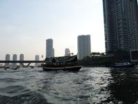 08.02.2016: Bangkok - Bootsfahrt auf dem Chao Phraya-Fluss...