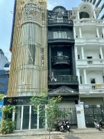 Saigon-Reihenhaeuser