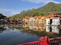 Langkawi, Oriental Village