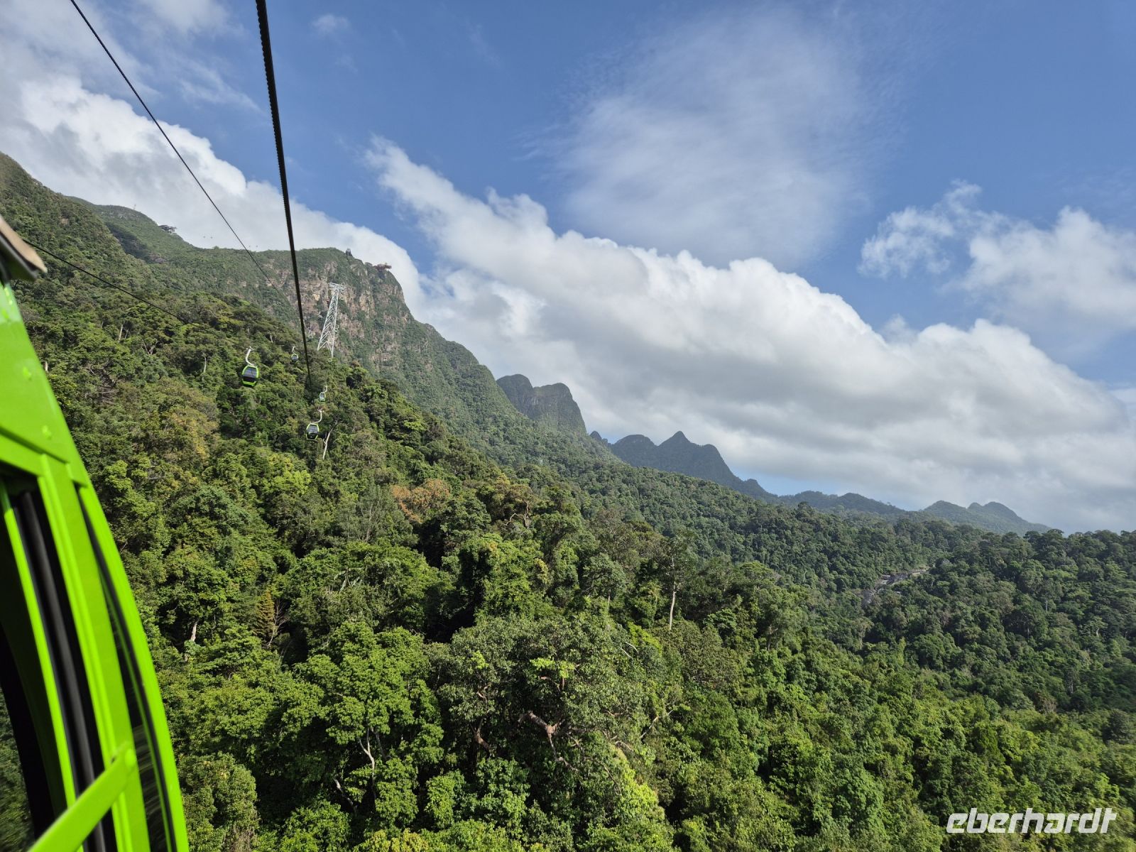 Langkawi, Fahrt mit der Kabinenbahn