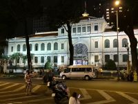 Rundfahrt durch Saigon, Postamt