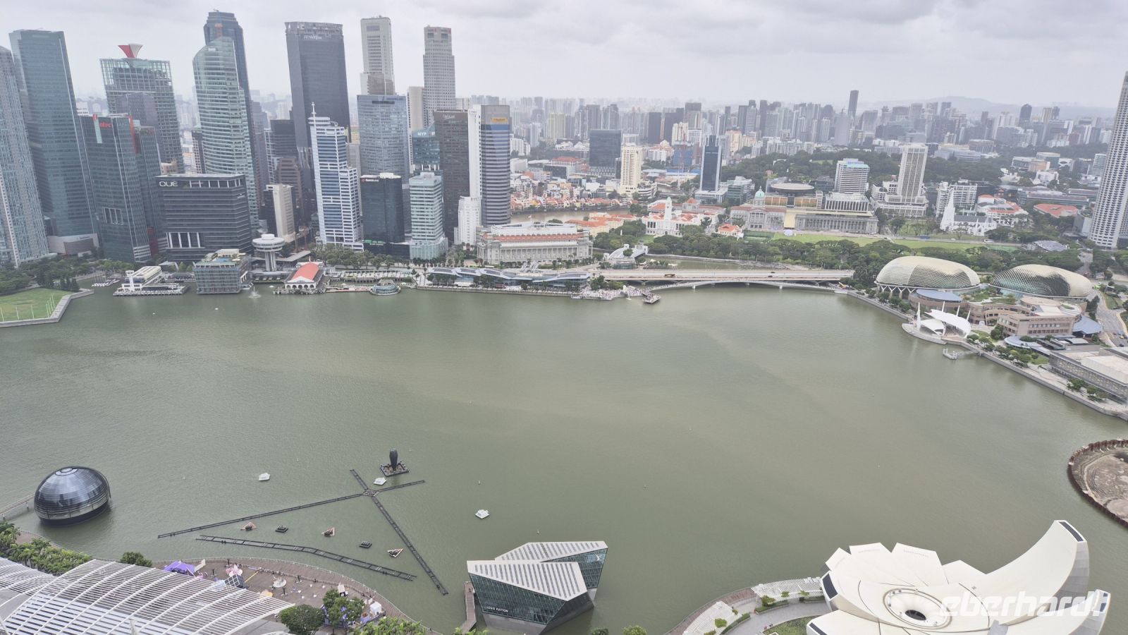 am Abreisetag: auf dem Sky Observation Deck des Marina Bay Sands Hotels