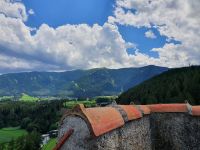 Südtirol, Pustertal, Blick vom Schloss Bruneck zum Kronplatz