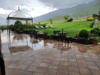 Südtirol, Pustewrtal, Gewitterregen am Hotel