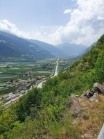 Südtirol, Blick in den Vinschgau vom Schloss Juval