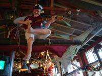 In der Alten Tonnenhalle am Lister Hafen Seefahrerromantik.