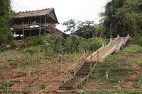 217 Besuch eines Dorfes