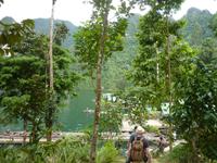 Wanderung zur Coral Cave