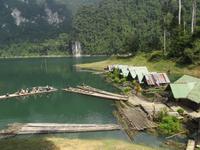 Fahrt zu der Pakarang-Höhle