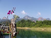 Unser Hotel auf dem Cheow Lan Lake