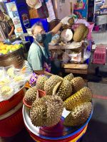Bangkok - Maeklong Railway Market