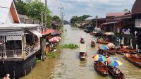 Floating Market