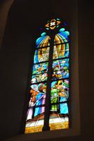 Jüngste Glasfenster im Dom von Perugia