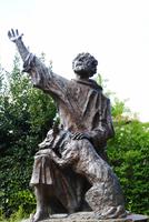 Denkmal in Gubbio - Franzikus mit dem Wolf