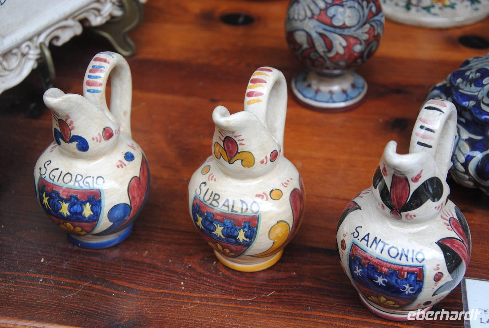 Keramik aus Gubbio- Hinweis auf die 3. wichtigen Heiligen in Gubbio