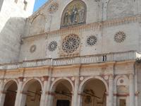Fassade des Domes von Spoleto
