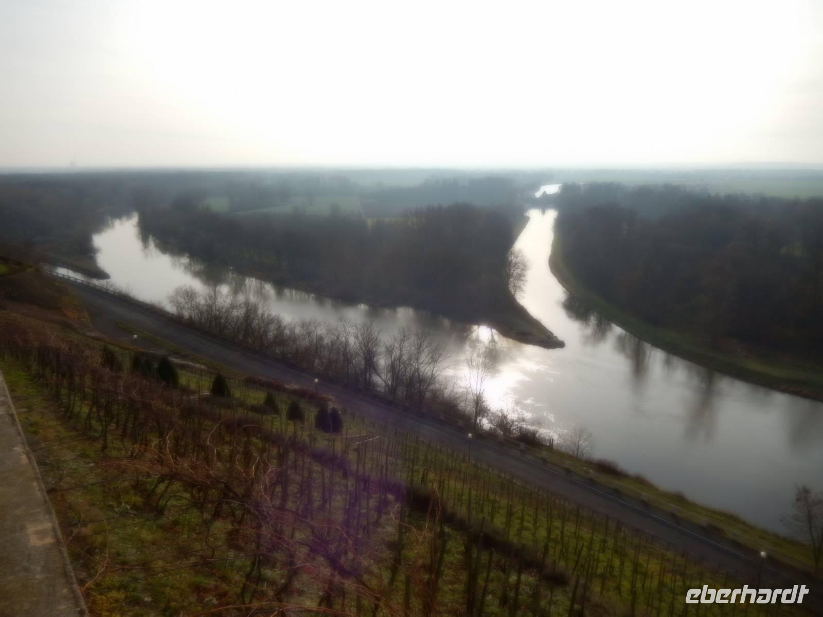 Ausblick am Schloß und der Zusammenfluß von Moldau und Elbe