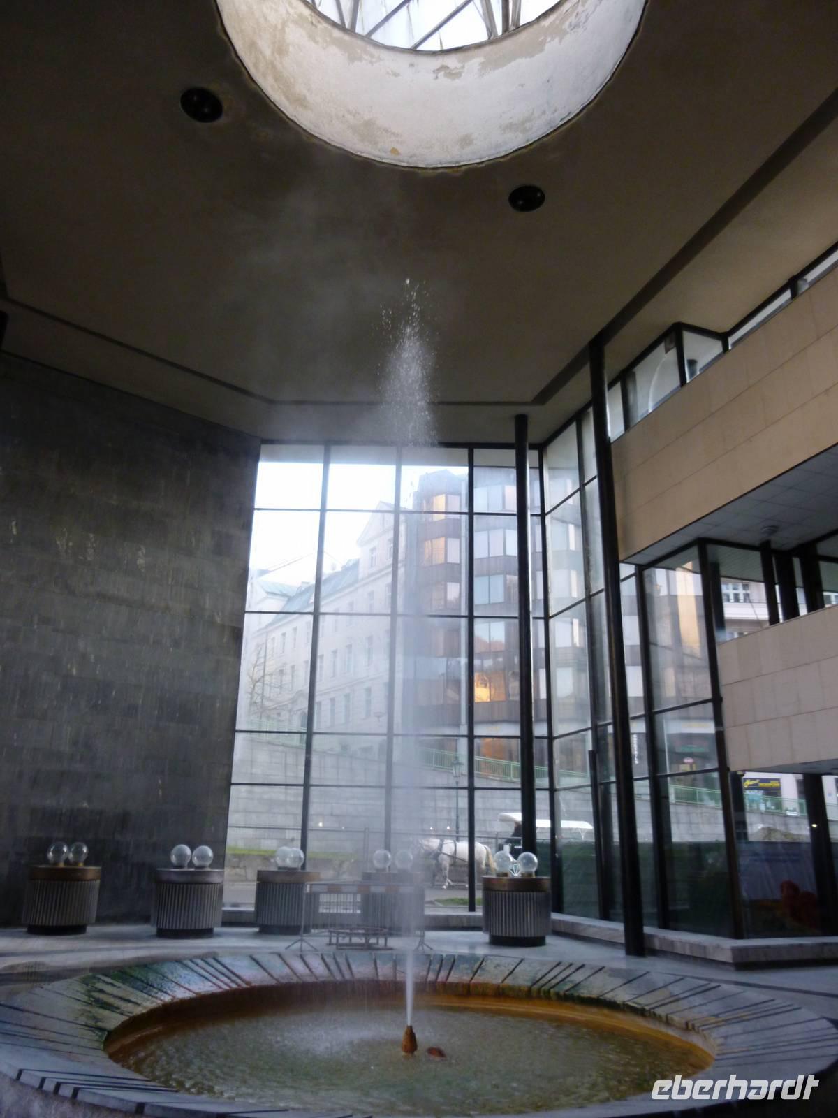 Sprudelkolonnade, Karlsbad