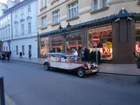 Oldtimer kann man für eine Stadtrundfahrt buchen