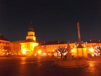 Marktplatz von Kromeriž am Abend mit Blick zum Schloss