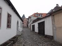 eines der schmalen Taborer Gässchen