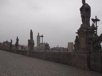 Figuren vor dem Jesuitenkolleg von Kutná Hora